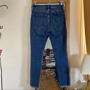 Abercrombie cropped stretch skinny jeans*